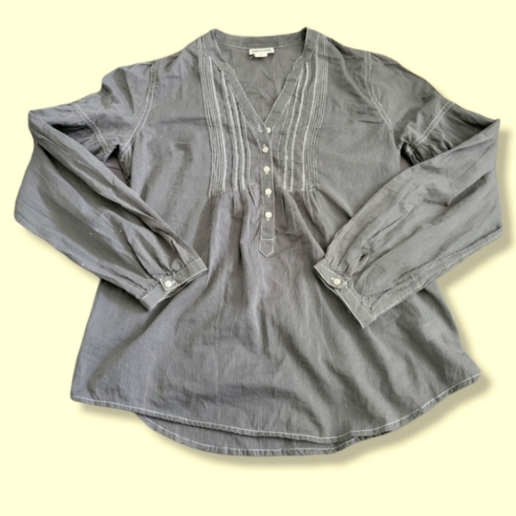 Converse | Gray Pinstripe Boho Peasant Top (SIZE M) - Picture 1 of 9